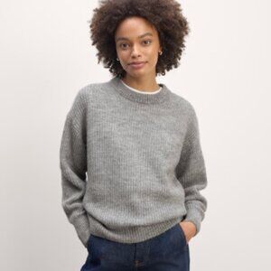 Everlane The Cocoon Crew in Alpaca - Heather Stone Grey